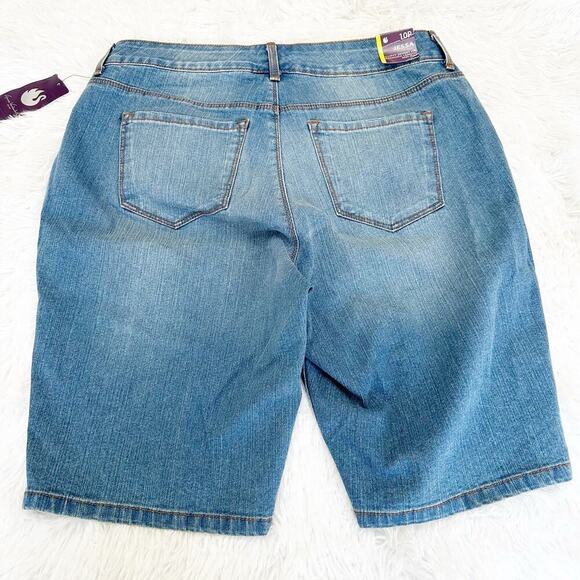 Gloria Vanderbilt Jean Shorts Embroidery Size 10P Petite NWT - Picture 10 of 10